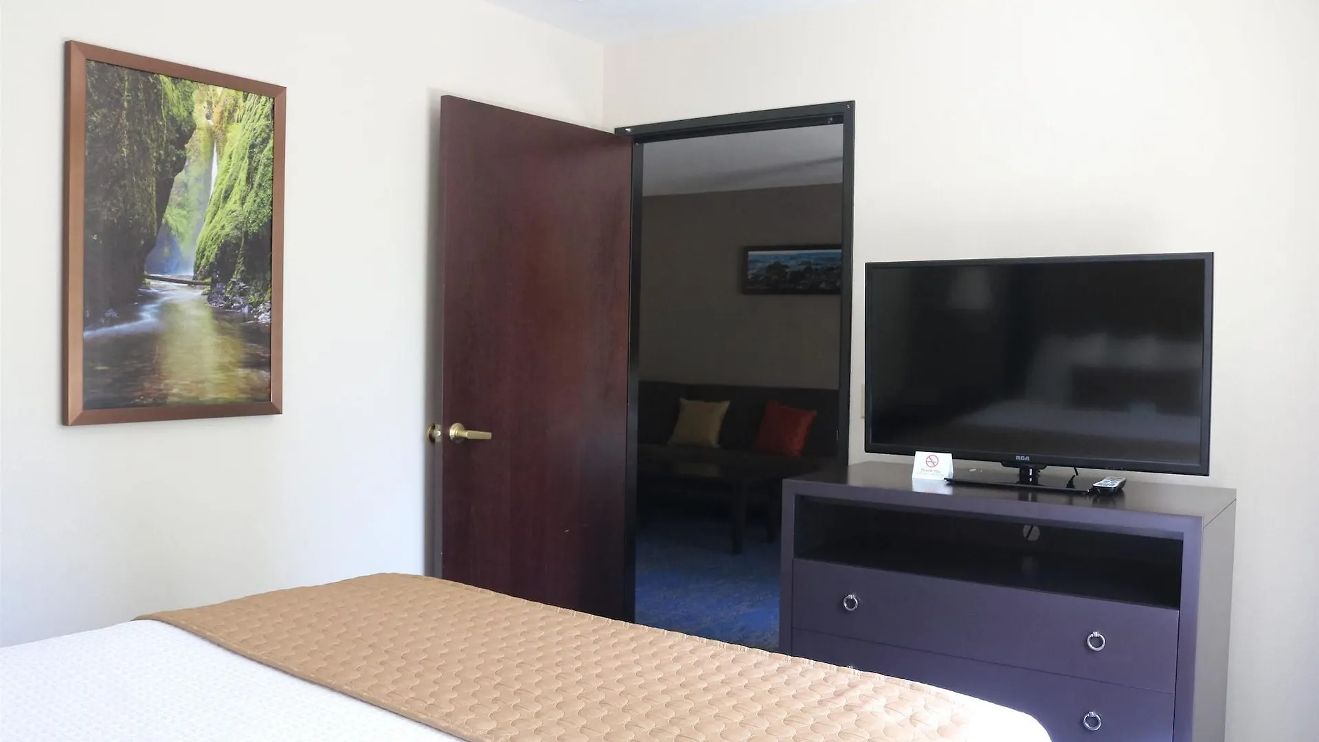 Best Western Plus Portland Airport Hotel & Suites