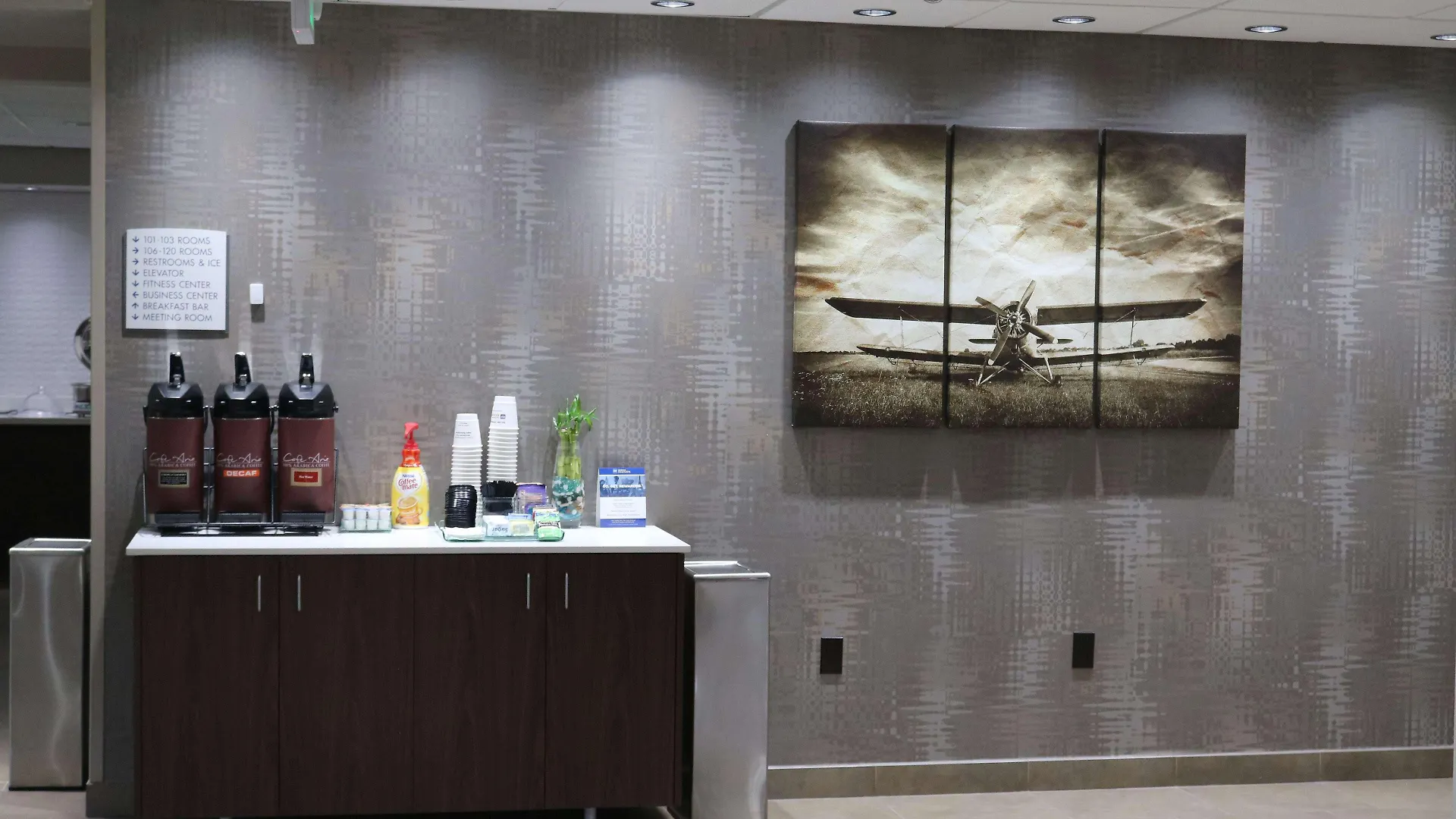 Best Western Plus Portland Airport Hotel & Suites