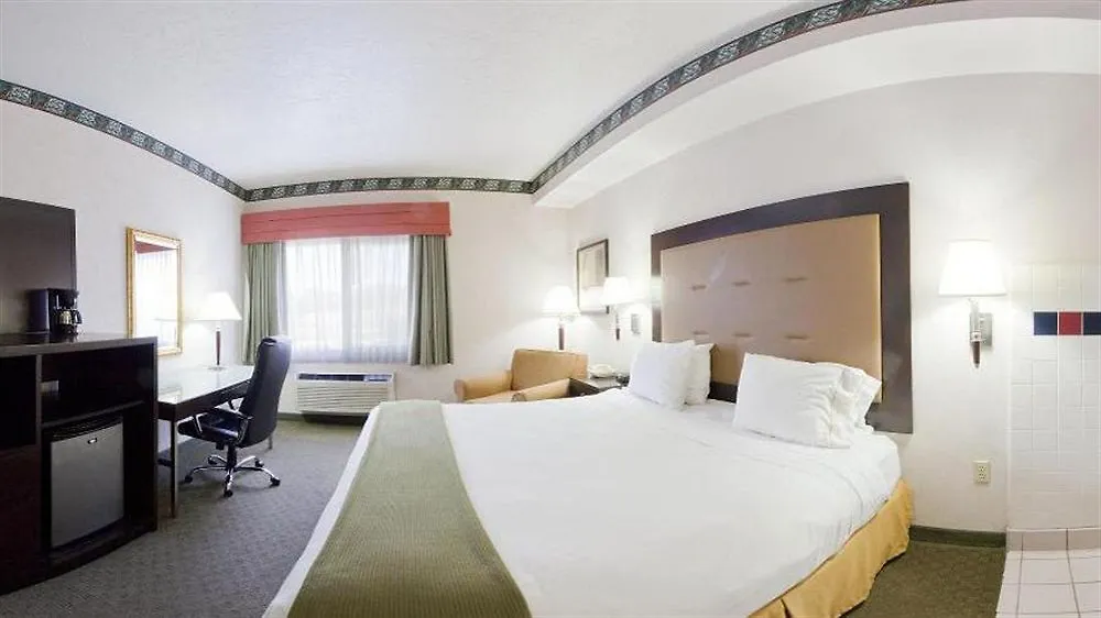 Best Western Plus Portland Airport Hotel & Suites