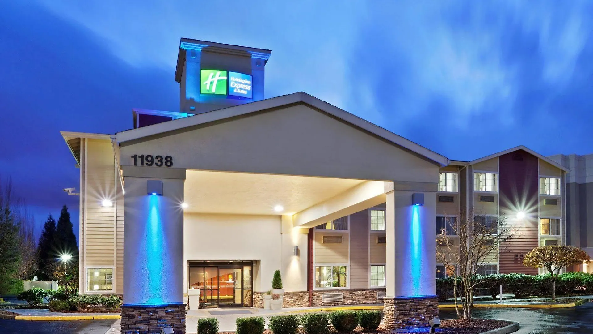 Best Western Plus Portland Airport Hotel & Suites