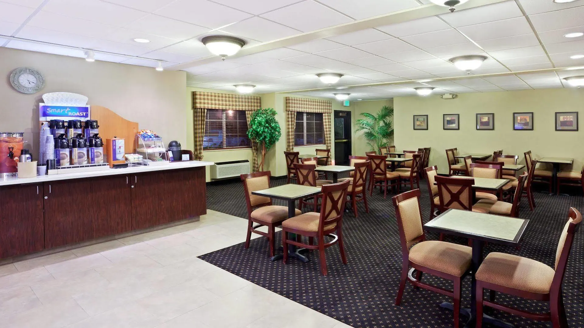 Best Western Plus Portland Airport Hotel & Suites